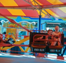 kids on ride